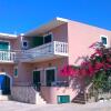 Отель Apartments Tomi Sućuraj, фото 1