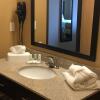 Отель Quality Inn & Suites, фото 33