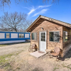 Отель Waterfront Lake Dunlap Studio Cabin w/ Dock, фото 1