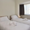 Отель Bright and Central 2 Bedroom With Harbour View, фото 6