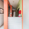 Отель OYO Living 1756 Amira Guest House, фото 2
