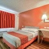 Отель Motel 6 Fresno - Blackstone South, фото 7