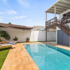 Отель NEW Modern 1BR 1BA With Pool in Quiet Area, фото 16