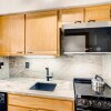 Отель High-end - Mountain Views & Private Jacuzzi Tub! 2 Bedroom Condo, фото 4