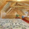 Отель Bear Tracks - Two Bedroom Cabin, фото 20