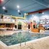 Отель Sleep Inn & Suites Indoor Waterpark, фото 18