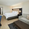 Отель Holiday Inn Express Richmond - Midtown, an IHG Hotel, фото 28