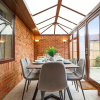 Отель Two Bedroom Bungalow in Milton Keynes by HP Accommodation - Free WiFi & Parking, фото 8