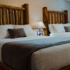 Отель Ouray Riverside Resort - Inn & Cabins в Оурее