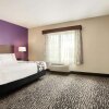 Отель La Quinta Inn & Suites by Wyndham Fresno Northwest, фото 40