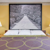 Отель Super 8 by Wyndham Allentown, фото 5