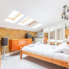 Отель Spacious 2 Bedroom Apartment in Converted Warehouse in Brixton, фото 5