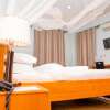 Отель Parklane Hotel, фото 4