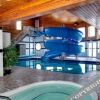 Отель Travelodge Golden Sportsman Lodge, фото 4