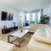 Отель Awesome 2BR 2 BATH 1 Block to beach, фото 4