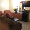 Отель Excellent Inn & Suites, фото 3