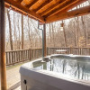 Отель Moonshine Ridge Cabin with Hot Tub and Fire Pit, фото 5