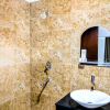 Отель Deluxe 2BR Apartment at Grand Sungkono Lagoon, фото 10