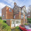 Отель Beautiful 1-bed Apartment in Tunbridge Wells, фото 11