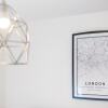 Отель Beautiful Flat For 3 With A Garden In Acton, фото 1