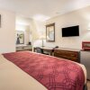 Отель Econo Lodge Inn & Suites Macon, фото 36