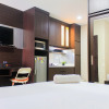 Отель Nice And Comfort Studio At Tamansari Semanggi Apartment, фото 3
