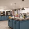 Отель Country Inn & Suites by Radisson, Williamsburg East (Busch Gardens), VA, фото 23