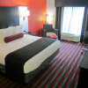 Отель Comfort Inn & Suites, фото 2