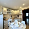 Апартаменты для большой компании рассчитаны на 8 гостей, фото 21