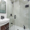 Апартаменты Globalstay Fancy Downtown Apartments, фото 43