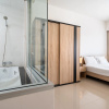 Апартаменты Studio Apartment with King-bed and Pool, фото 13