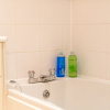 Апартаменты Ashleigh 2 bed apartment in the Centre of Watford, фото 13