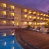 Отель Quest Hotel Simpang Lima - Semarang, фото 5