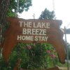 Отель The Lake Breeze, фото 2