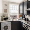 Отель The Battersea Retreat - Modern & Bright 1BDR Apartment with Balcony, фото 24