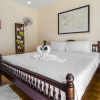 Отель Вилла Spacious villa with private pool and parking, фото 6