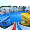 Отель Chalet Hostgool Chalets in Mirage Bay Resort & Aqua Park, фото 5