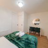 Отель Частный дом I Love London Too! 1 Bed Home with Garden Sleeps 3!, фото 6