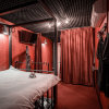 Гостиница Квартира 18+ Красная Комната для Романтических Свиданий, фото 5