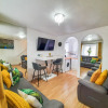 Отель Частный дом I Love London Too! 1 Bed Home with Garden Sleeps 3!, фото 1