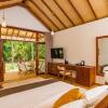 Курортный Отель Fiyavalhu Resort Maldives, фото 17