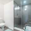 Апарт-отель GLOBALSTAY Charming Yorkville Aprt, фото 17