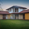 Отель The Airport Villa, фото 1