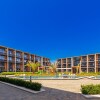 Апартаменты 1 Orange Apart C Бассейном Во Дворе, фото 17