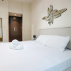 Отель Elite LUX Holiday Homes - Spacious 1 BR Near Metro Station in Al Furjan Dubai, фото 21