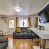 Отель Частный дом I Love London Too! 1 Bed Home with Garden Sleeps 3!, фото 3