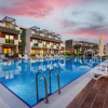Отель Veranda Suites, фото 1