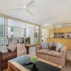 Апартаменты Furnished Apartment Walk to Bondi Beach в Сиднее