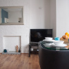 Отель Квартира  Bedford Rd Apartment| Ideal for Hospital & Town Cn, фото 9