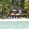 Отель Вилла Robinson Beach House Boracay, фото 1